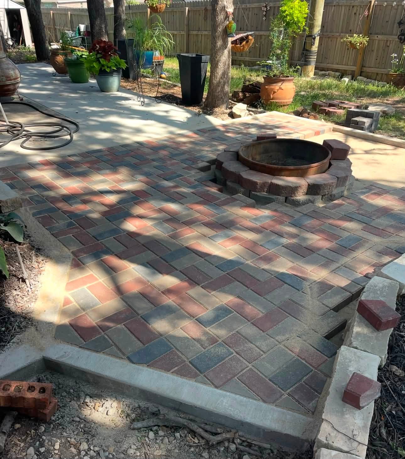 Pavers & Masonry: Fire Pit Patio